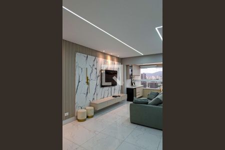 Sala de apartamento para alugar com 3 quartos, 112m² em Canto do Forte, Praia Grande