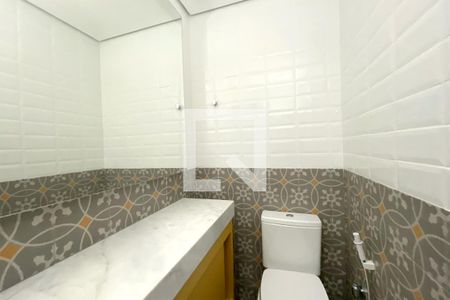 Lavabo de kitnet/studio para alugar com 1 quarto, 49m² em Santa Tereza, Belo Horizonte
