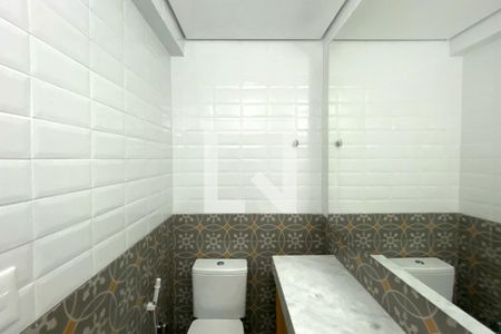 Lavabo de kitnet/studio para alugar com 1 quarto, 49m² em Santa Tereza, Belo Horizonte