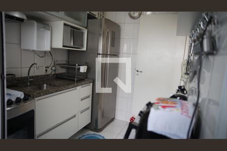 Cozinha de apartamento à venda com 2 quartos, 64m² em Vila Augusta, Guarulhos