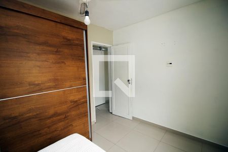 Quarto 1 de apartamento à venda com 2 quartos, 48m² em Olaria, Rio de Janeiro