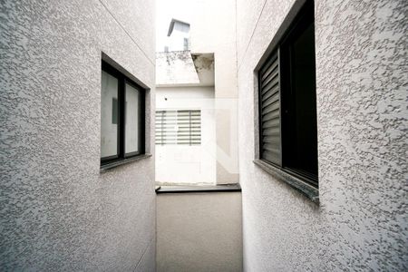 Vista da Sala/Cozinha de apartamento para alugar com 1 quarto, 32m² em Vila Carrão, São Paulo