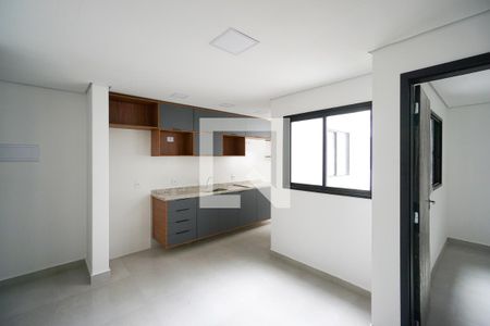 Sala/Cozinha de apartamento para alugar com 1 quarto, 32m² em Vila Carrão, São Paulo