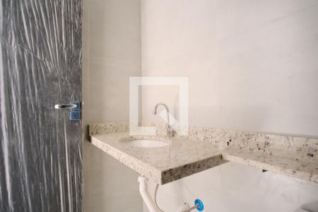 Banheiro de apartamento para alugar com 1 quarto, 32m² em Vila Carrão, São Paulo