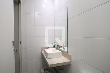 Banheiro da Suíte de apartamento à venda com 2 quartos, 57m² em Centro, Belo Horizonte