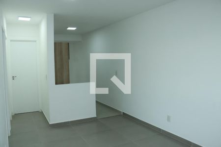 Apartamento para alugar com 2 quartos, 54m² em Jardim de Lourdes, Embu das Artes