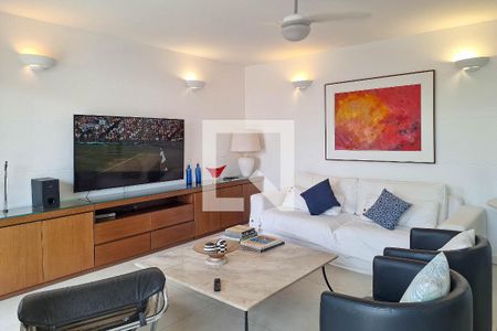 Sala de casa de condomínio à venda com 4 quartos, 250m² em Badu, Niterói