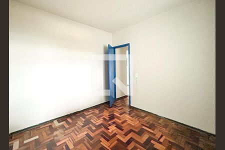 Casa à venda com 4 quartos, 200m² em Glória, Belo Horizonte