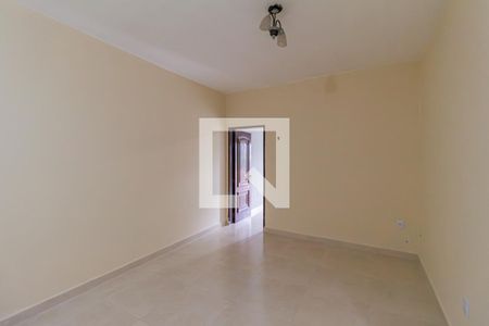 Sala de casa para alugar com 2 quartos, 140m² em Parque Jandaia, Carapicuíba