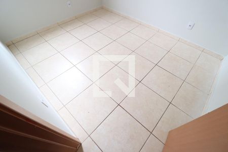 Quarto 1 de apartamento para alugar com 2 quartos, 58m² em Laranjeiras, Uberlândia