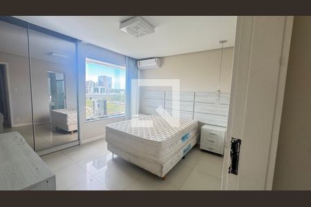 Quarto 1  de apartamento para alugar com 3 quartos, 110m² em Itaigara, Salvador