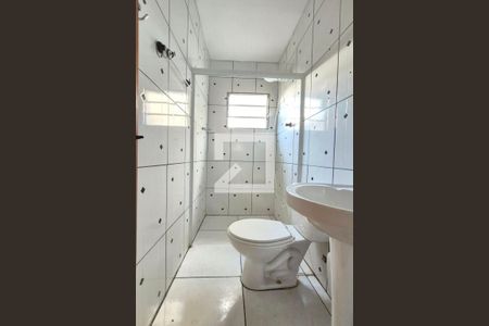 Banheiro de casa para alugar com 1 quarto, 100m² em Vila Aeroporto, Campinas