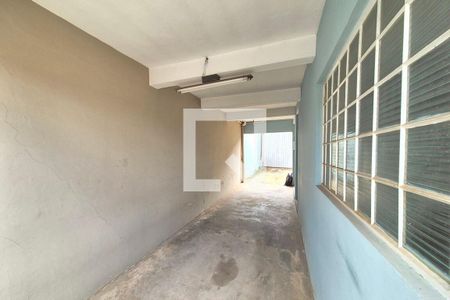 Garagem de casa à venda com 4 quartos, 100m² em Jardim Novo Campos Eliseos, Campinas