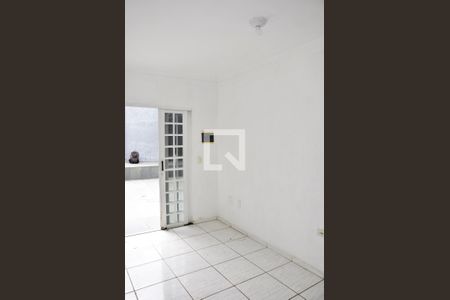 Casa à venda com 2 quartos, 90m² em Vila Pereira Barreto, São Paulo