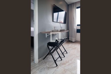 Sala / Cozinha de apartamento à venda com 1 quarto, 25m² em Bela Vista, São Paulo