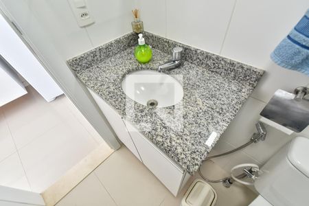 Banheiro de kitnet/studio à venda com 1 quarto, 25m² em Liberdade, São Paulo