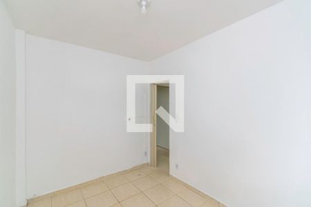 Quarto 2 de apartamento para alugar com 2 quartos, 50m² em Parada de Lucas, Rio de Janeiro