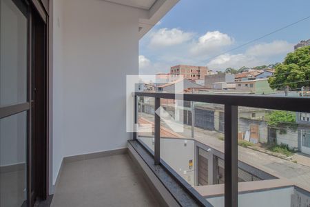 Sacada suíte de casa para alugar com 3 quartos, 250m² em Parque Sao Vicente, Mauá