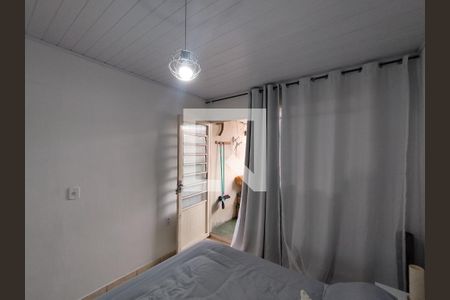 Quarto  de casa à venda com 8 quartos, 130m² em Jardim Sao Saverio, São Paulo