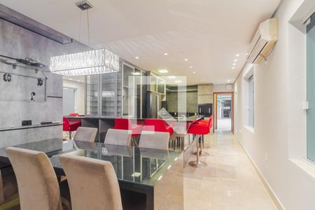 Casa para alugar com 3 quartos, 200m² em Petrópolis, Porto Alegre