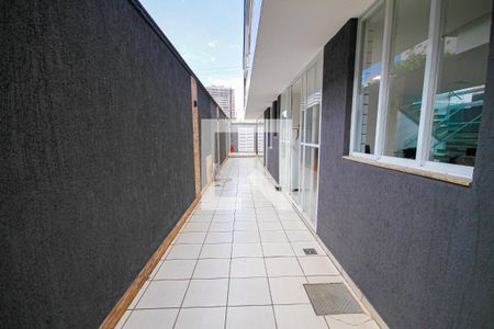 Quintal de casa para alugar com 4 quartos, 370m² em Balneario Flórida, Praia Grande