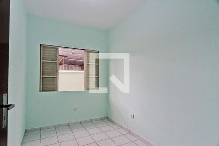 Quarto 2 de casa para alugar com 2 quartos, 170m² em Vila Albertina, São Paulo