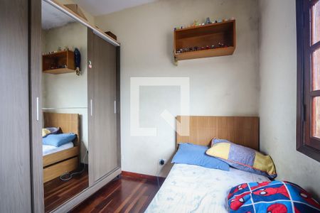 Quarto de casa para alugar com 4 quartos, 200m² em Jardim Salete, Taboão da Serra