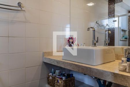 Banheiro da Suíte de apartamento à venda com 3 quartos, 95m² em Barreiro, Belo Horizonte