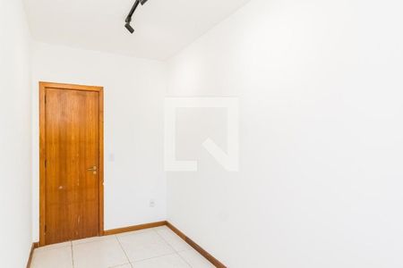 Quarto 1 de apartamento para alugar com 3 quartos, 130m² em Petrópolis, Porto Alegre