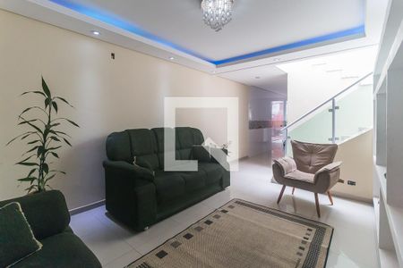 Sala de casa para alugar com 2 quartos, 227m² em Vila Arbame, Poá