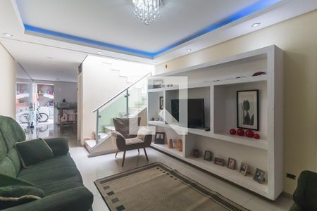 Sala de casa para alugar com 2 quartos, 227m² em Vila Arbame, Poá