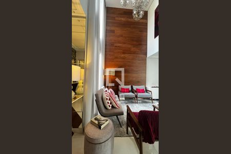 Sala de casa de condomínio à venda com 4 quartos, 329m² em Jardim Cordeiro, São Paulo