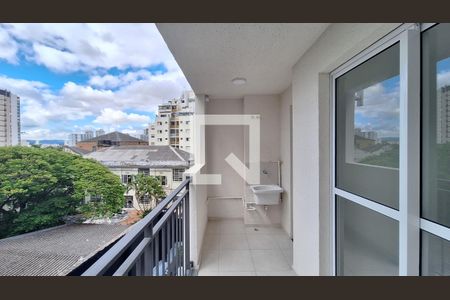 Varanda e área de serviço de apartamento para alugar com 2 quartos, 41m² em Barra Funda, São Paulo
