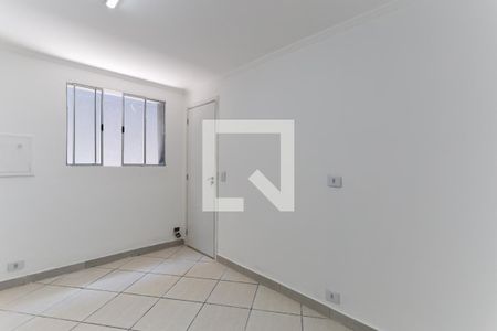 Quarto 1 de casa para alugar com 2 quartos, 80m² em Jardim Cachoeira, São Paulo