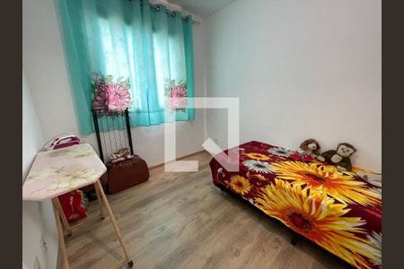 Quarto 2 de apartamento para alugar com 2 quartos, 44m² em Roselândia, Cotia