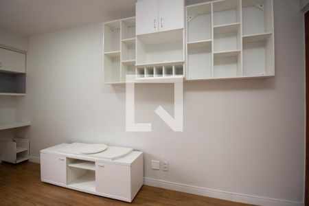 Sala de kitnet/studio para alugar com 1 quarto, 27m² em Q 712/912, Brasília