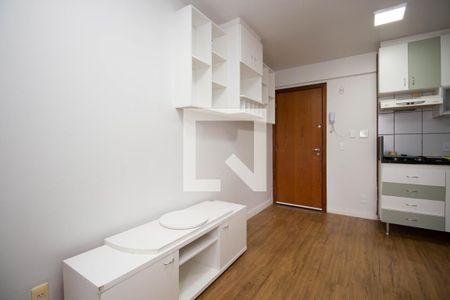 Sala de kitnet/studio para alugar com 1 quarto, 27m² em Q 712/912, Brasília