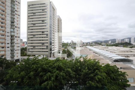 Vista - Quarto 3 - Suíte de apartamento para alugar com 3 quartos, 90m² em Jardim Armenia, Mogi das Cruzes