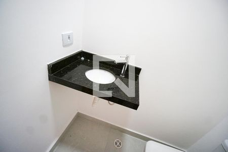 Pia de casa à venda com 3 quartos, 191m² em Vila Sao Geraldo, São Paulo