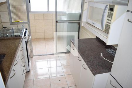 Cozinha de apartamento à venda com 2 quartos, 57m² em Vila Carrão, São Paulo