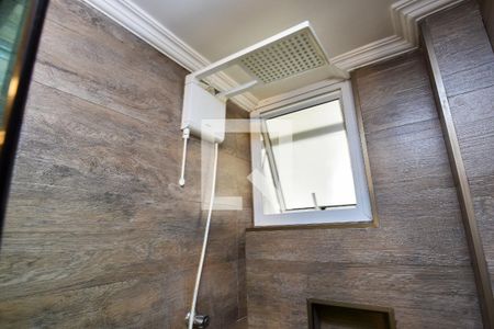 banheiro  de apartamento para alugar com 2 quartos, 54m² em Pinheiros, São Paulo