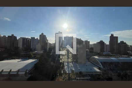 Apartamento à venda com 3 quartos, 114m² em Cambuí, Campinas