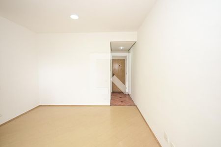 Sala de apartamento para alugar com 2 quartos, 80m² em Vila Suzana, São Paulo