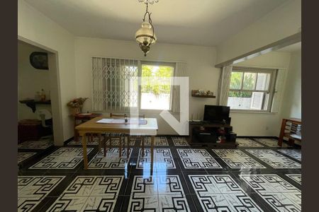 Casa à venda com 2 quartos, 100m² em São Jorge, Novo Hamburgo