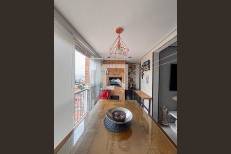 Varanda de apartamento para alugar com 3 quartos, 114m² em Vila Gumercindo, São Paulo