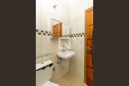 Banheiro de casa para alugar com 1 quarto, 60m² em Carandiru, São Paulo