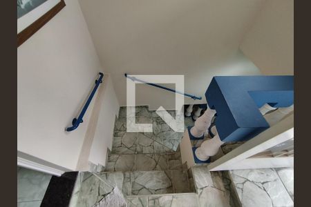 Escada  de casa à venda com 4 quartos, 234m² em São João Climaco, São Paulo