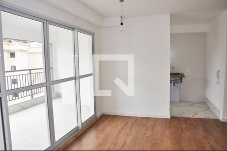Detalhe - Sala e Sala de Jantar de apartamento à venda com 2 quartos, 82m² em Vila Primavera, São Paulo