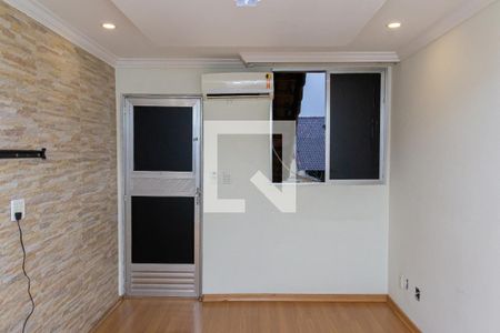 Sala de apartamento para alugar com 2 quartos, 50m² em Inhoaíba, Rio de Janeiro