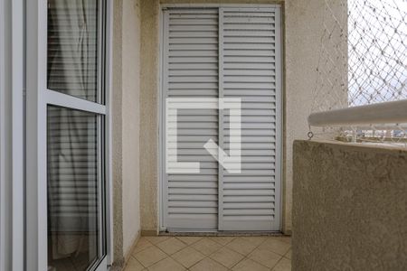 Sacada de apartamento para alugar com 3 quartos, 66m² em Centro, Mogi das Cruzes